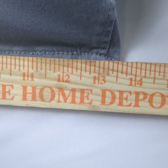 Signature Gold Levi Strauss Light Gray Cargo Shorts Mens 46 Hits At The Knee NWT - Picture 6 of 16